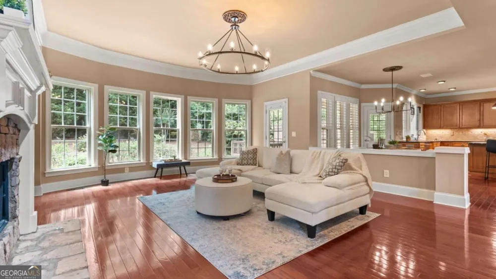 5010 Collins Lake DR Mableton, GA 30126