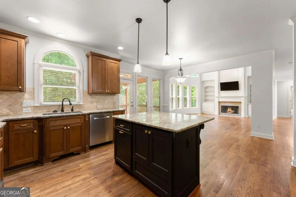 7321 Lazy Hammock WAY Flowery Branch, GA 30542