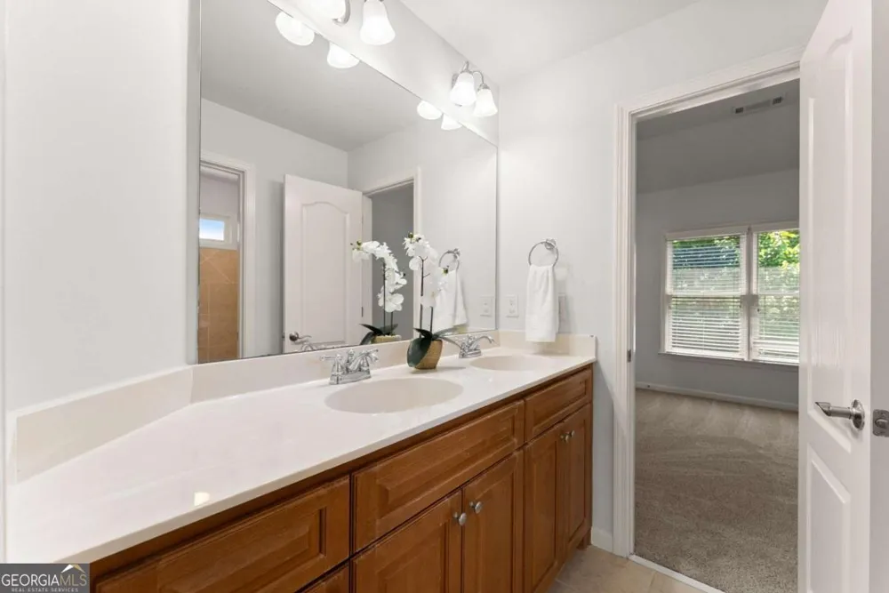 7321 Lazy Hammock WAY Flowery Branch, GA 30542