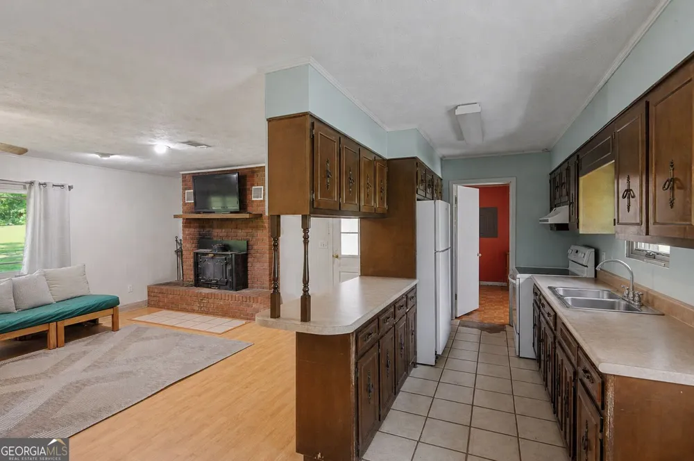 495 Sconyers ST Metter, GA 30439