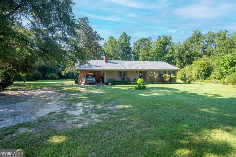 495 Sconyers ST Metter, GA 30439
