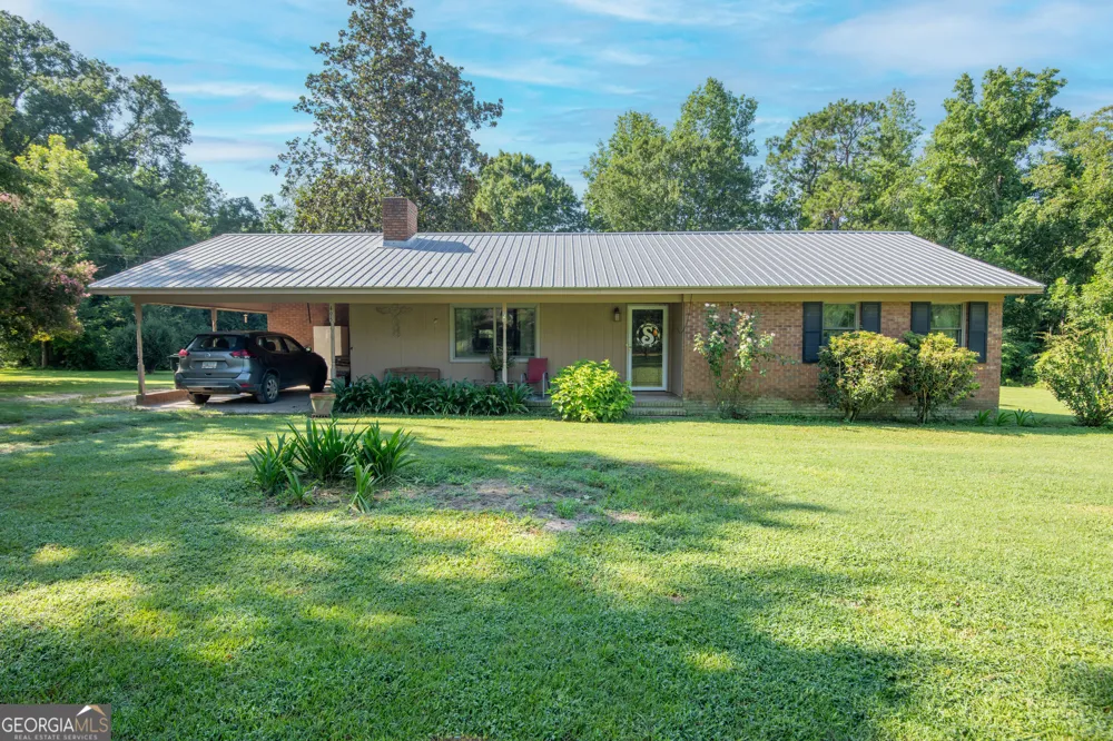 495 Sconyers ST Metter, GA 30439