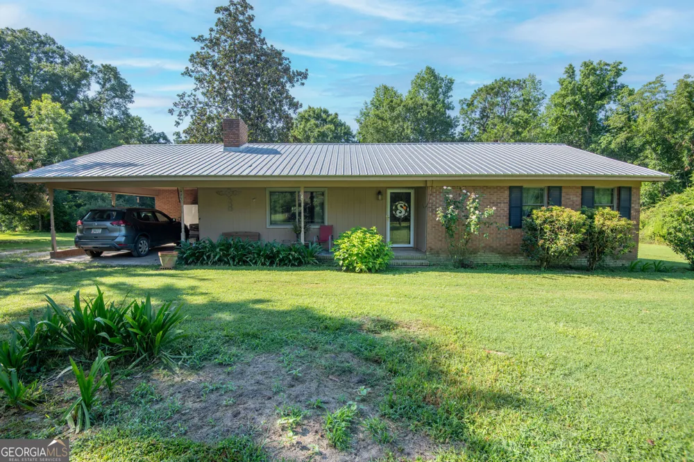 495 Sconyers ST Metter, GA 30439