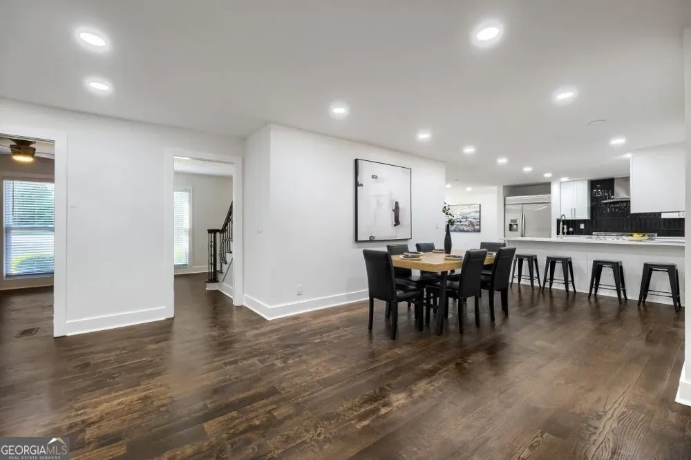 2368 Fenhurst PL Dunwoody, GA 30338