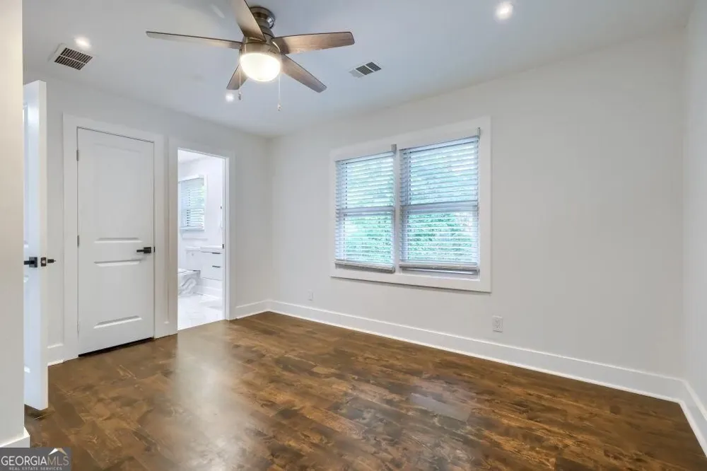 2368 Fenhurst PL Dunwoody, GA 30338