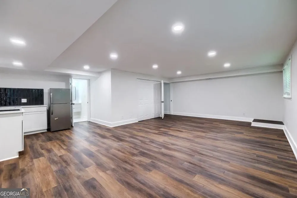 2368 Fenhurst PL Dunwoody, GA 30338