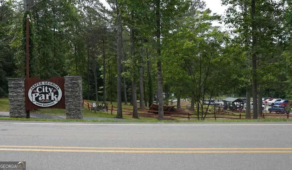 773 Fairview RD Jasper, GA 30143