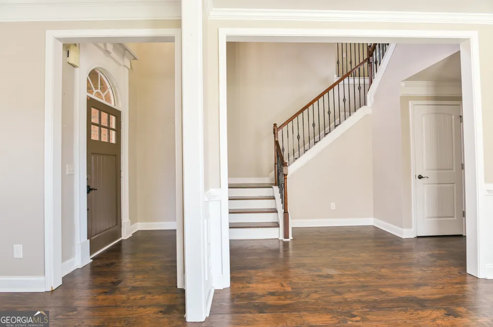 407 Arbor LN Loganville, GA 30052