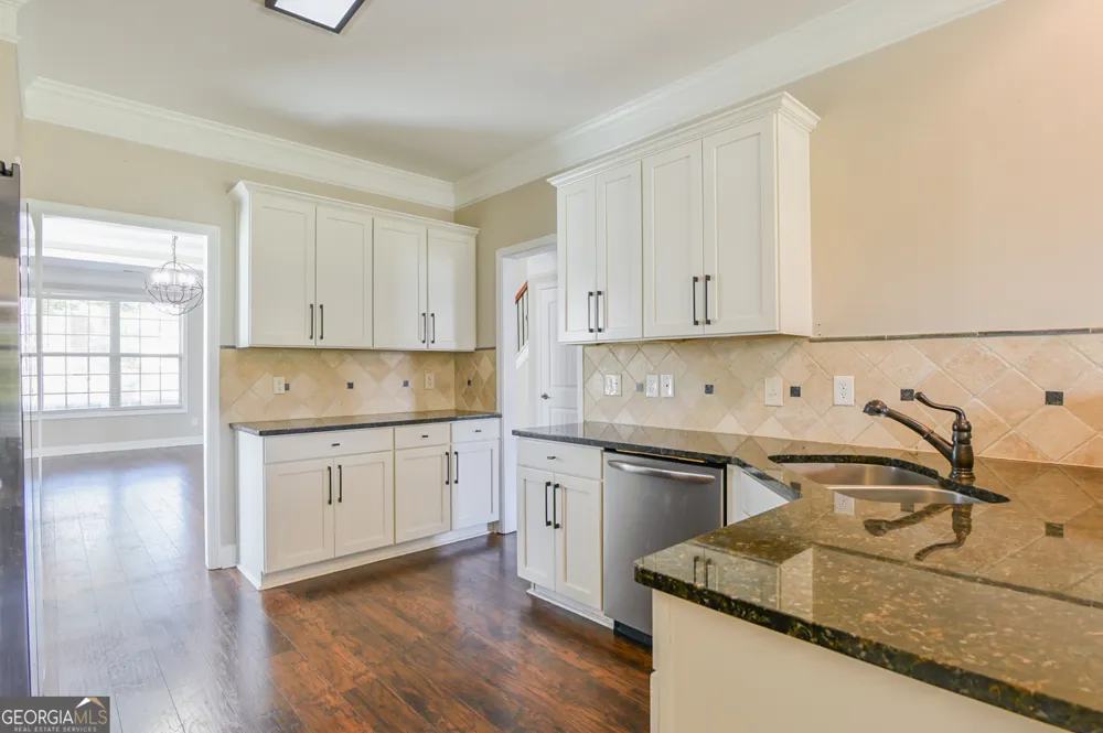 407 Arbor LN Loganville, GA 30052