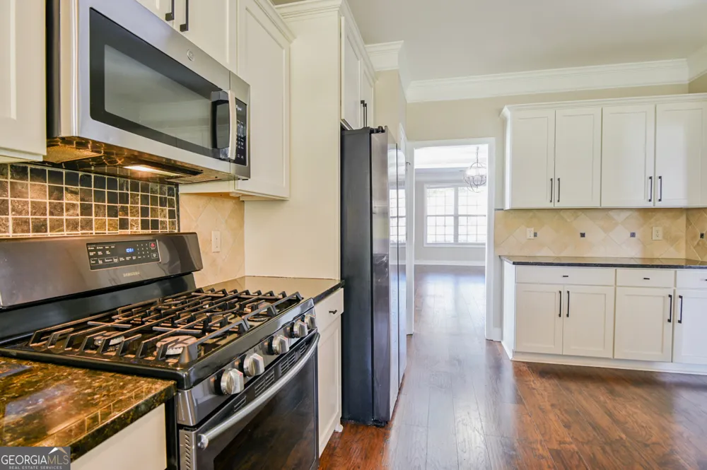 407 Arbor LN Loganville, GA 30052