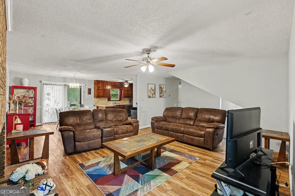 5894 Sutton DR Douglasville, GA 30135