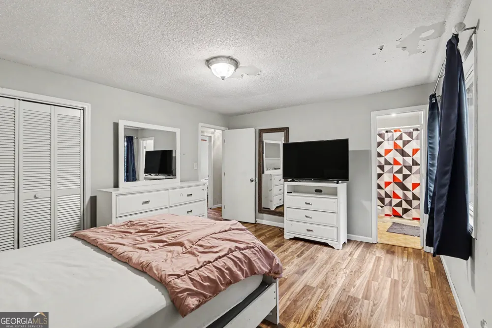 5894 Sutton DR Douglasville, GA 30135
