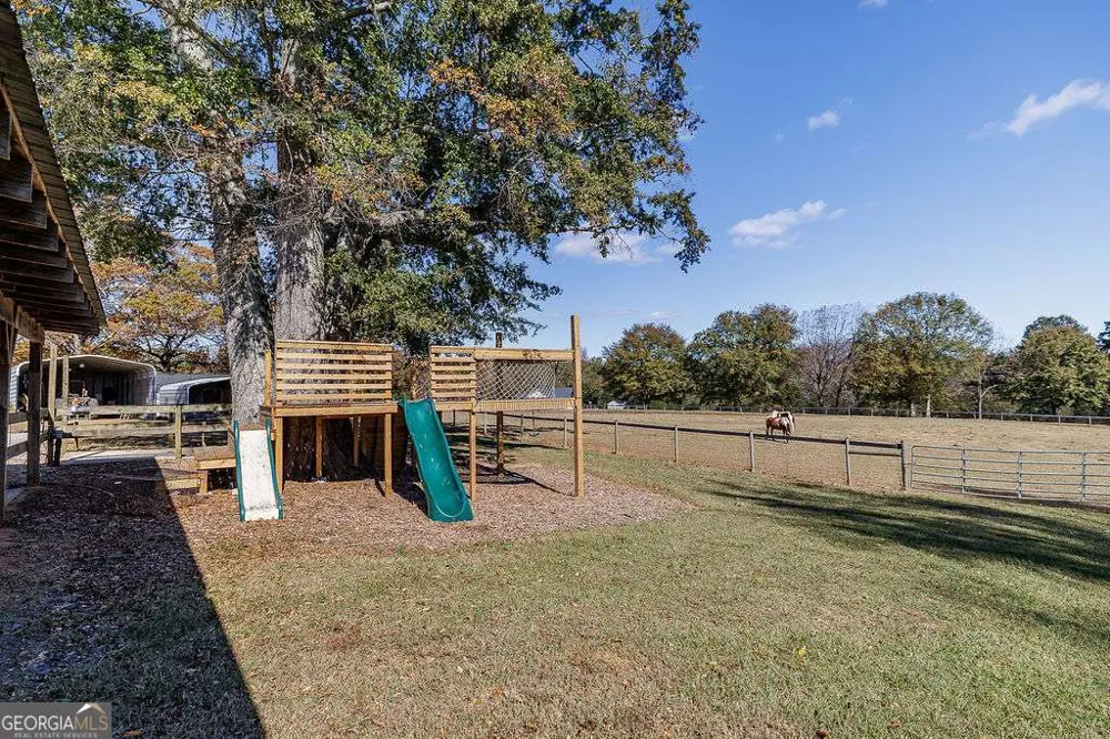 1412 Old Bishop RD Bishop, GA 30621