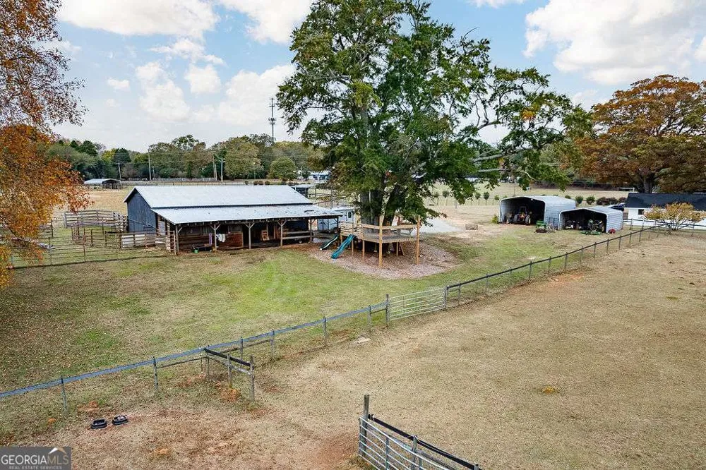 1412 Old Bishop RD Bishop, GA 30621