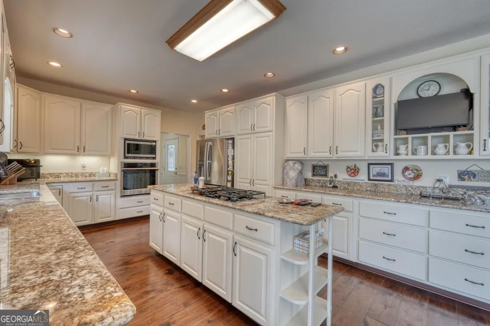 266 E Wright RD Blairsville, GA 30512