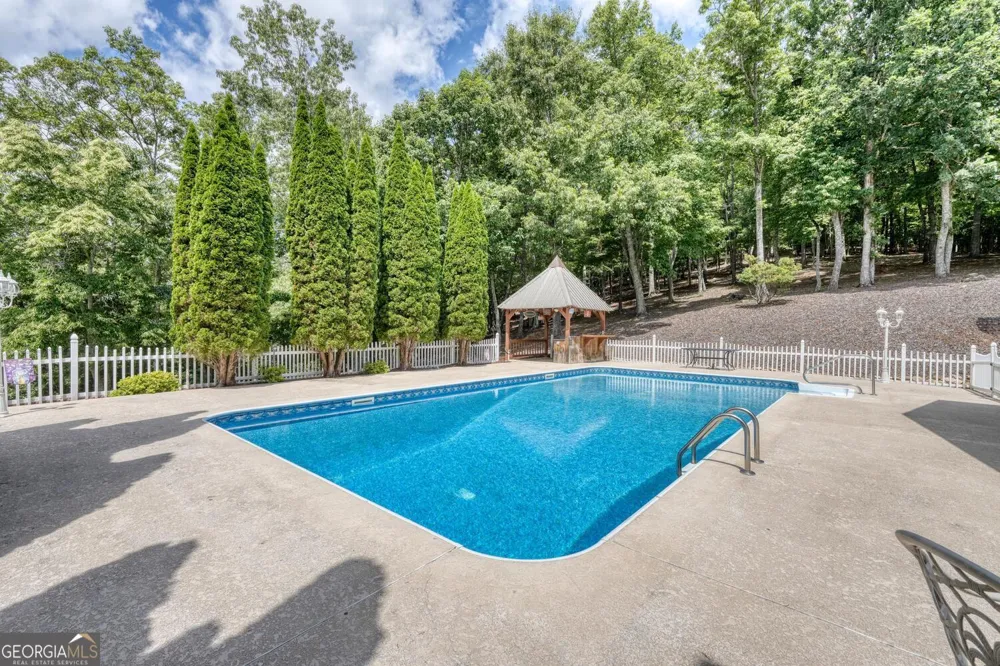 266 E Wright RD Blairsville, GA 30512
