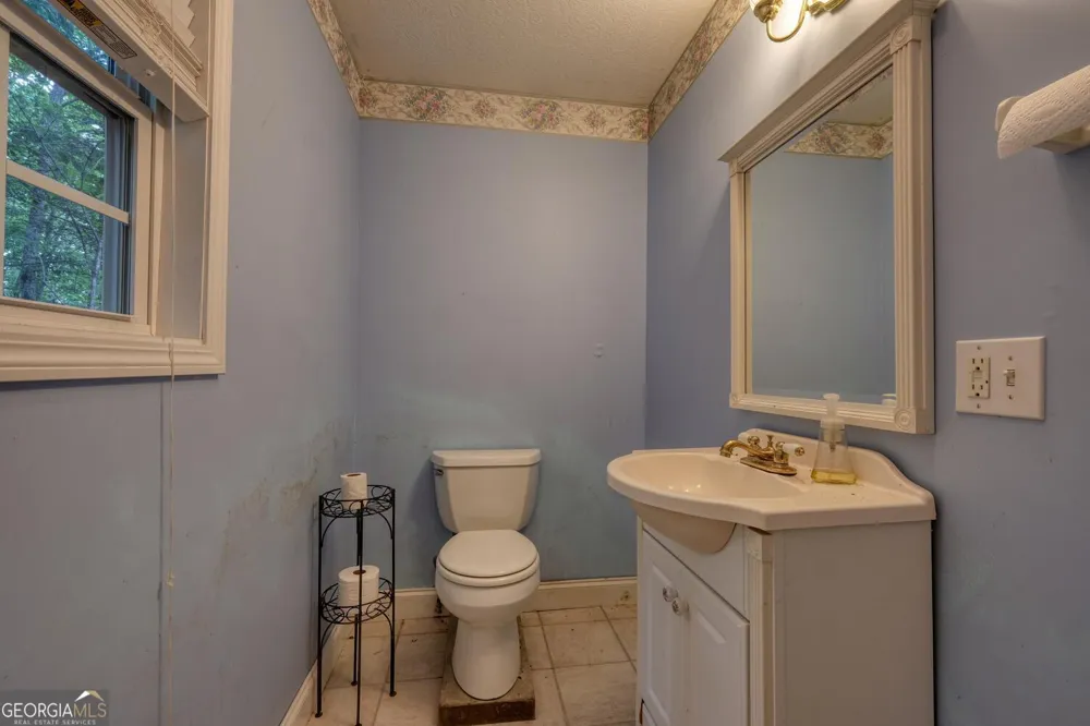 266 E Wright RD Blairsville, GA 30512
