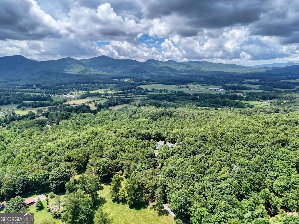 266 E Wright RD Blairsville, GA 30512