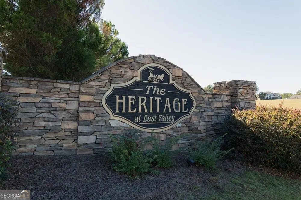 34 E Heritage DR NE Rydal, GA 30171