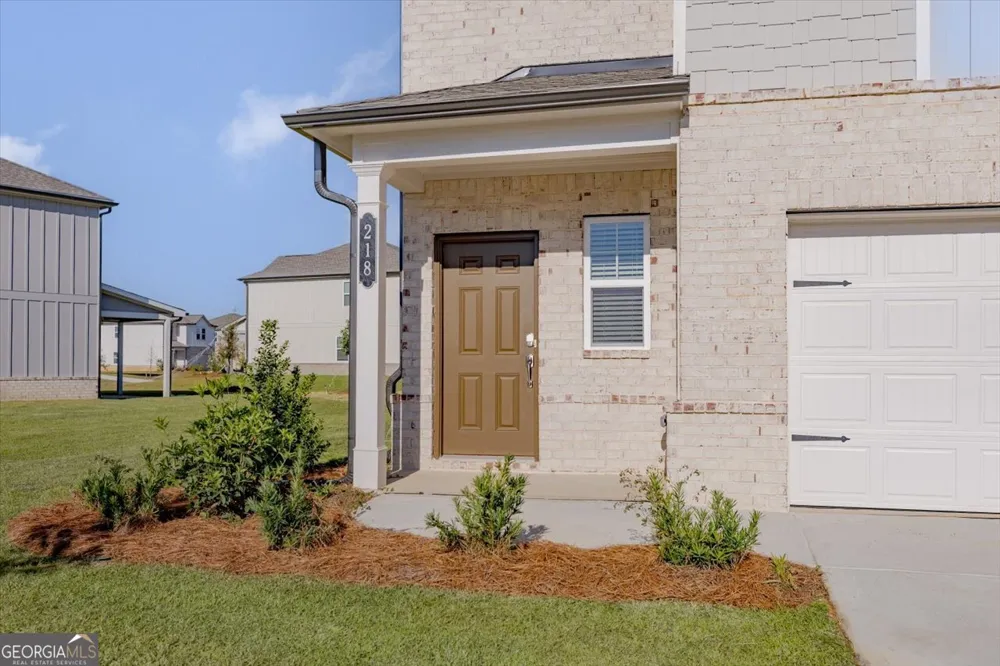 218 Hickory Ridge TRL Kathleen, GA 31047