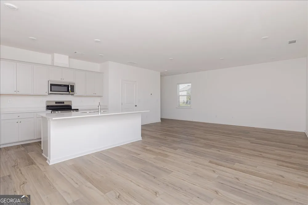 218 Hickory Ridge TRL Kathleen, GA 31047