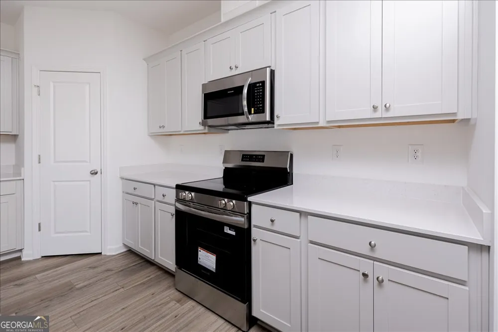 218 Hickory Ridge TRL Kathleen, GA 31047
