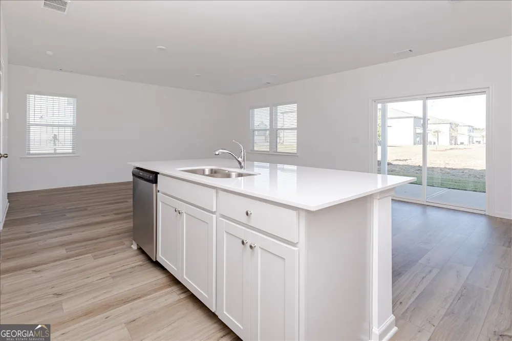 218 Hickory Ridge TRL Kathleen, GA 31047