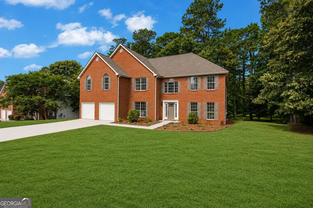 11939 Scottish CT Fayetteville, GA 30215