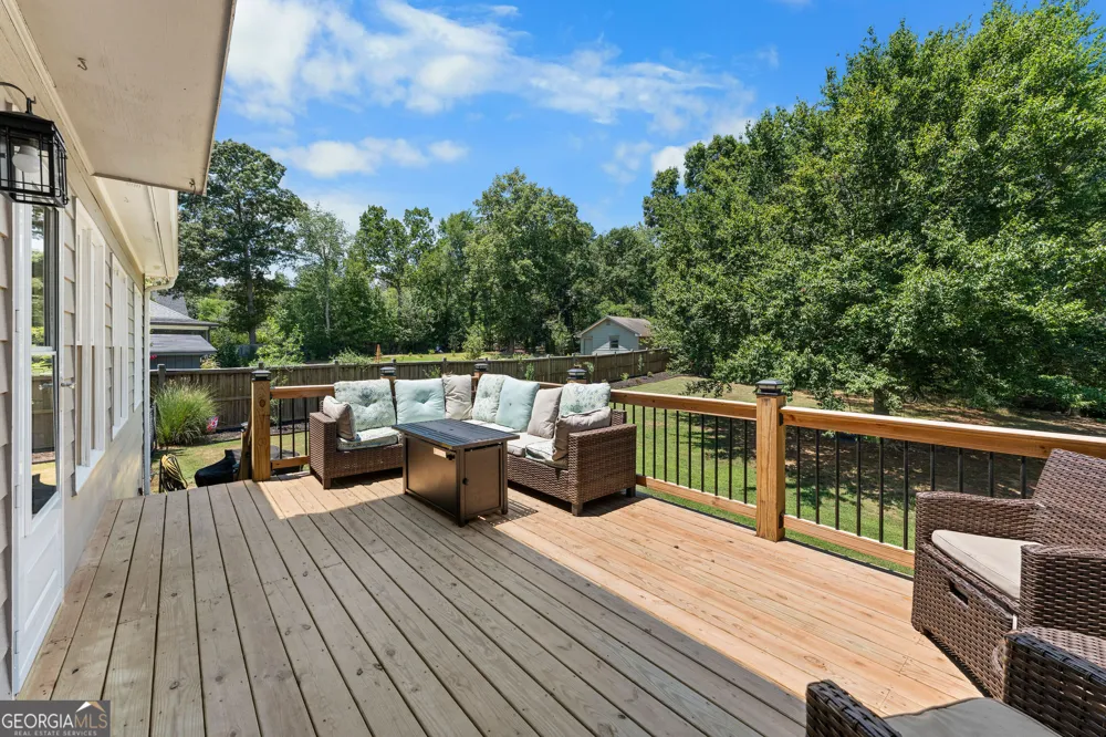 9 Topridge DR Cartersville, GA 30120