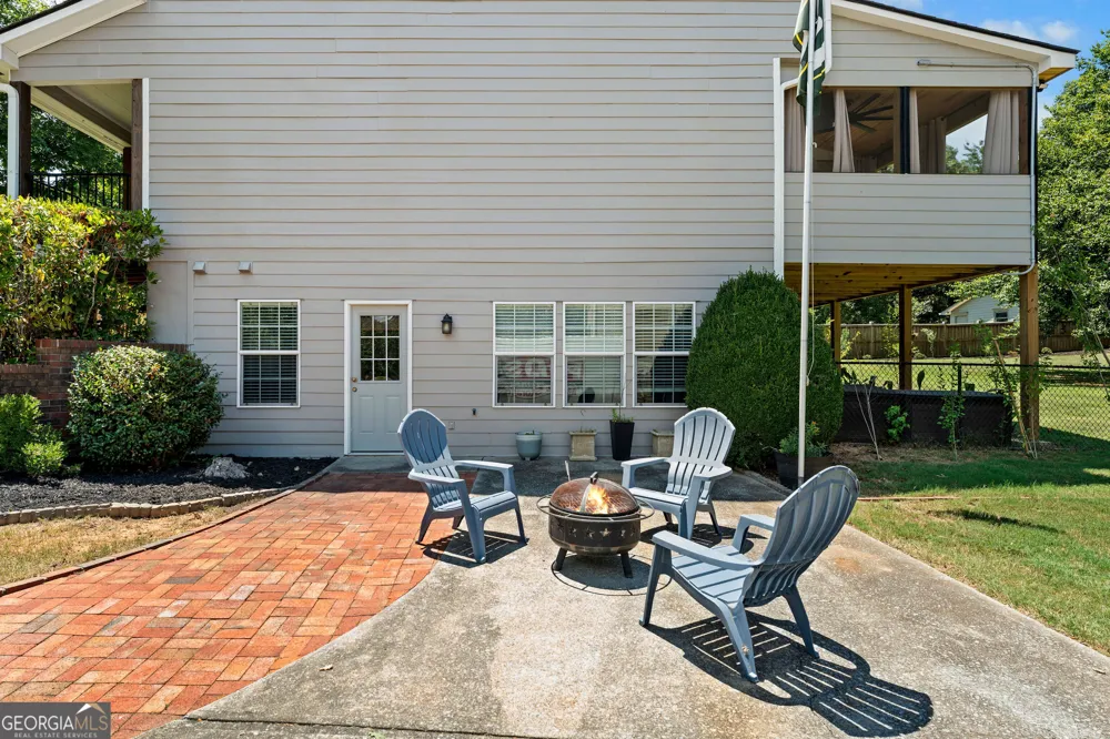 9 Topridge DR Cartersville, GA 30120