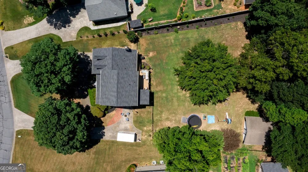 9 Topridge DR Cartersville, GA 30120
