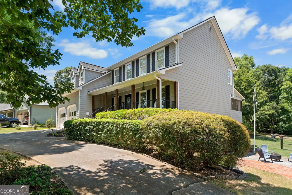 9 Topridge DR Cartersville, GA 30120
