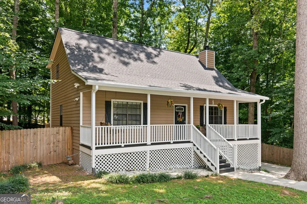 389 Saint Albans CT SW Mableton, GA 30126