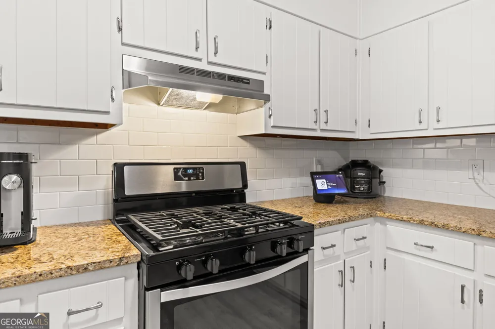 389 Saint Albans CT SW Mableton, GA 30126