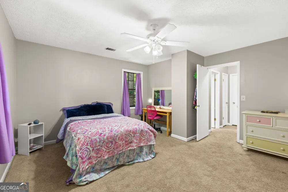 389 Saint Albans CT SW Mableton, GA 30126
