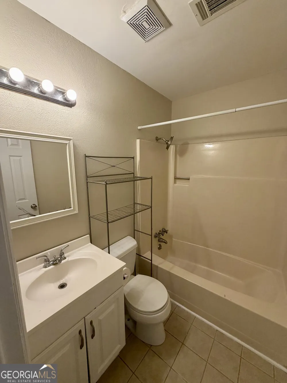 513 Cherokee CT Perry, GA 31069
