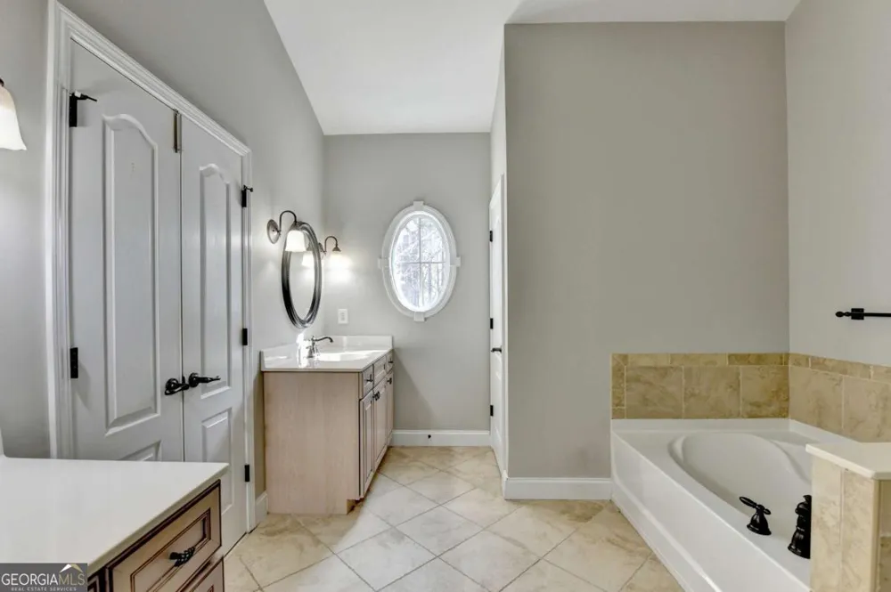 3013 Amberglen CT Cumming, GA 30040