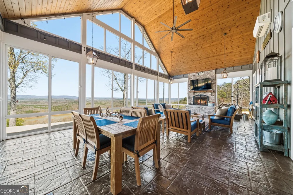 51 County Road 1024 Cedar Bluff, AL 35959