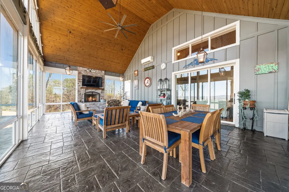 51 County Road 1024 Cedar Bluff, AL 35959