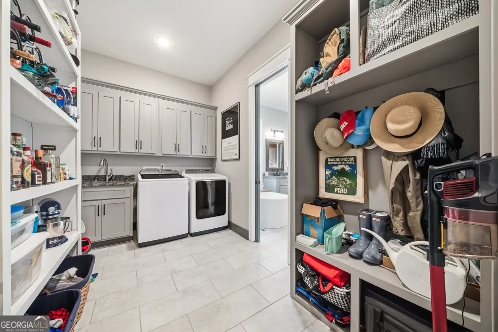 51 County Road 1024 Cedar Bluff, AL 35959