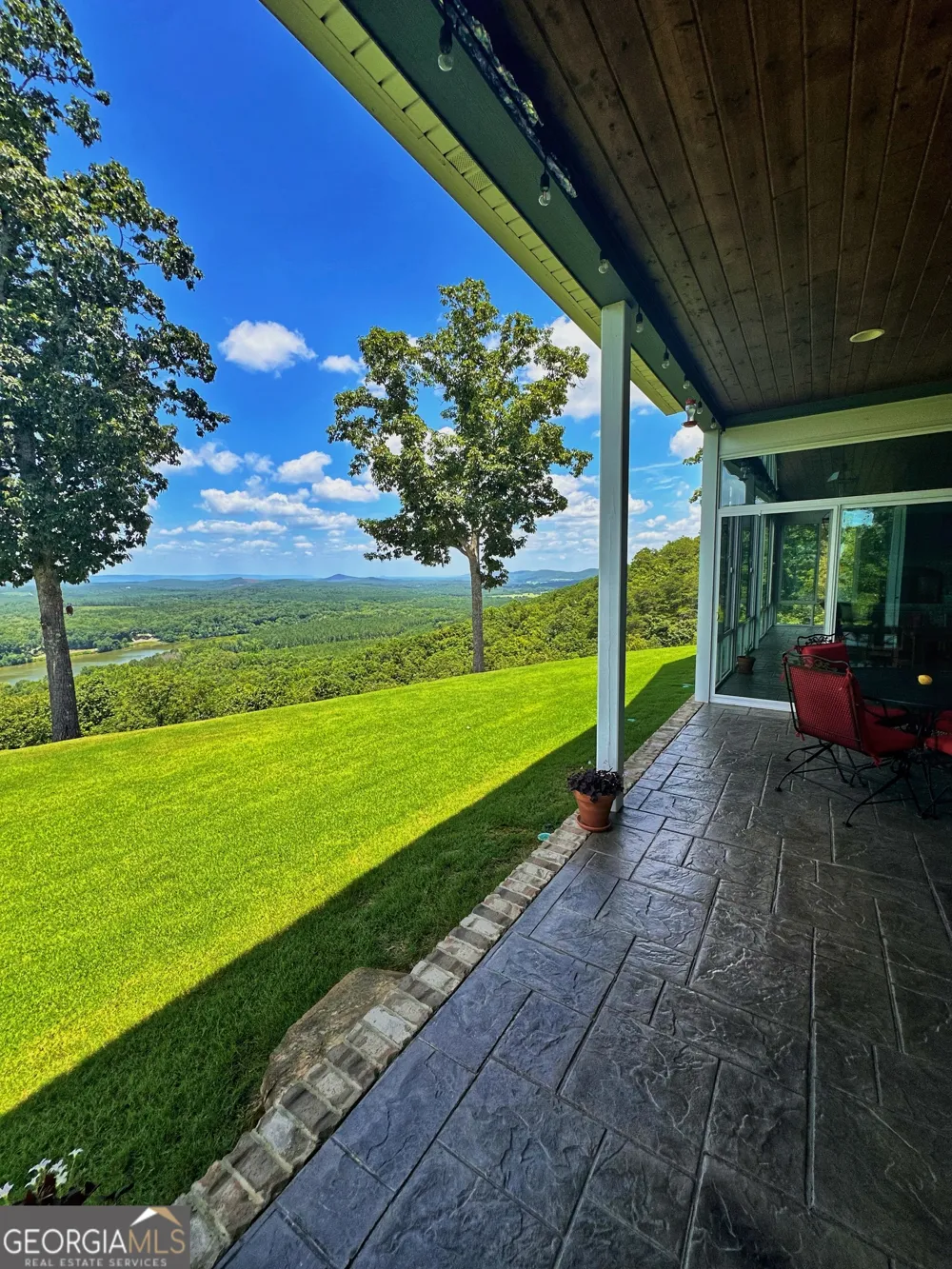 51 County Road 1024 Cedar Bluff, AL 35959