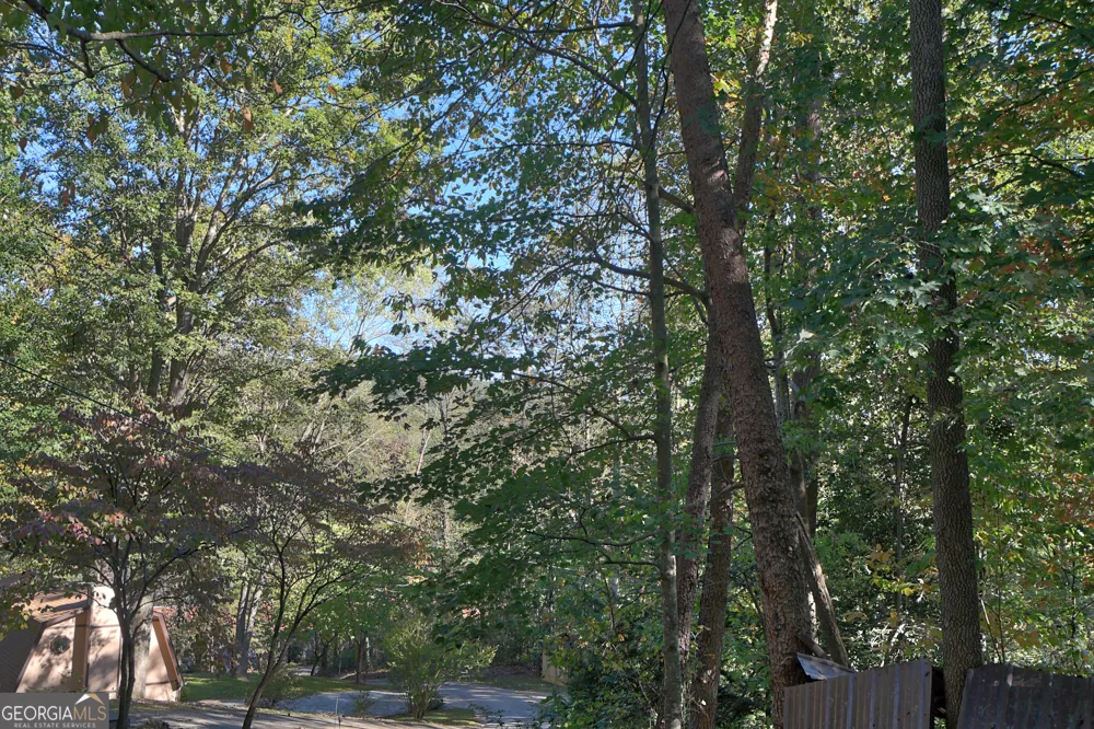 31 Creekside LN Clayton, GA 30525