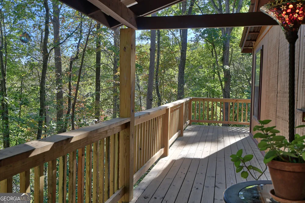 31 Creekside LN Clayton, GA 30525