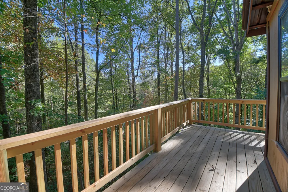 31 Creekside LN Clayton, GA 30525