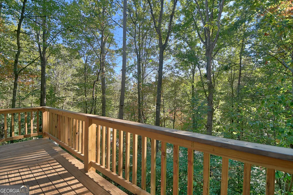 31 Creekside LN Clayton, GA 30525