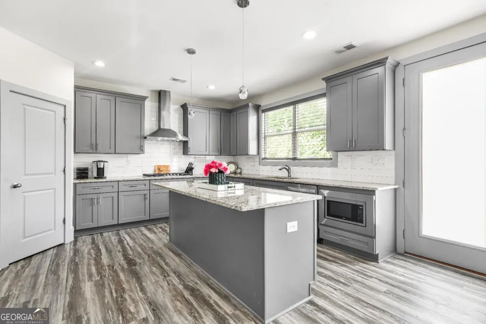 4628 Mossey DR Lithonia, GA 30038