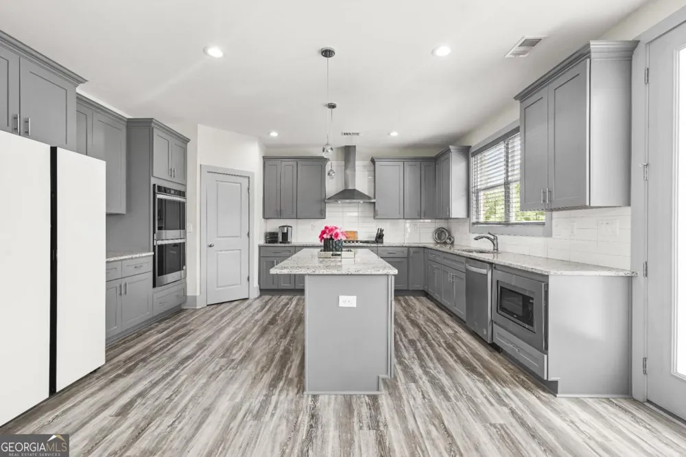4628 Mossey DR Lithonia, GA 30038