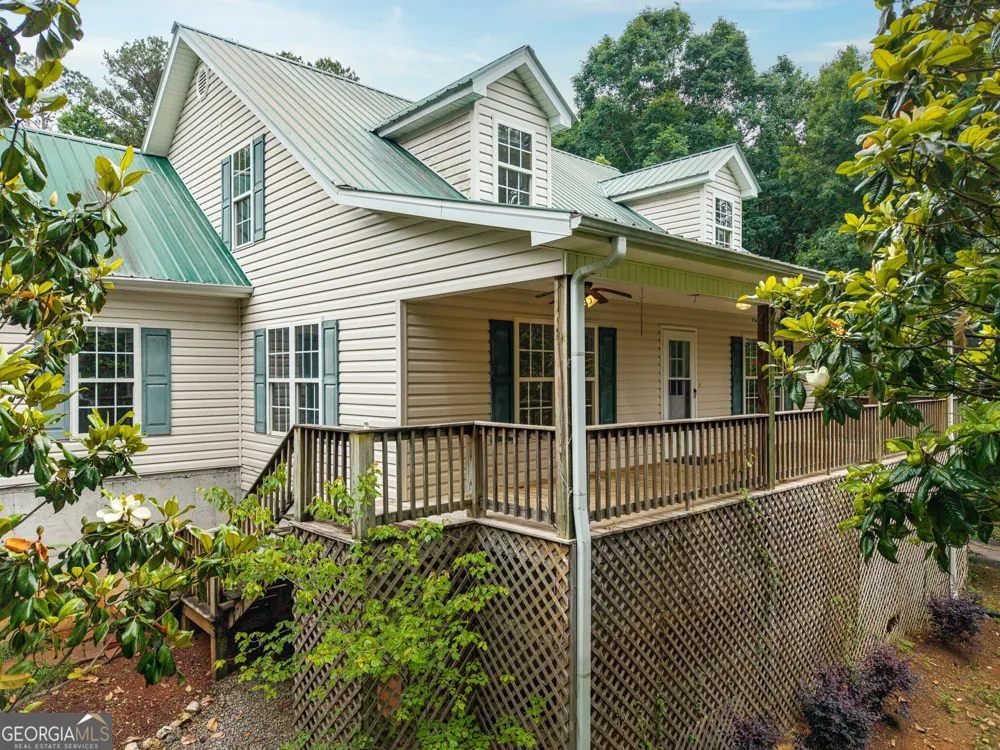 176 Big Oak Tree RD NW Adairsville, GA 30103