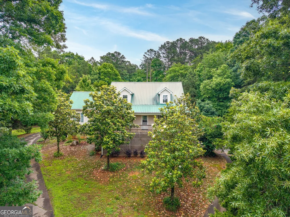 176 Big Oak Tree RD NW Adairsville, GA 30103
