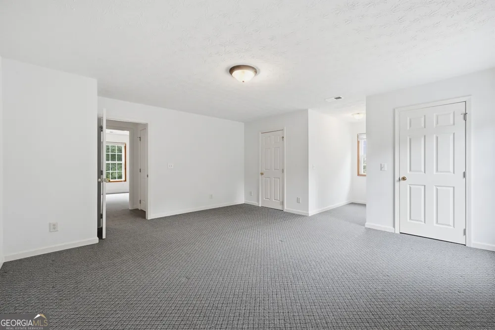 176 Big Oak Tree RD NW Adairsville, GA 30103